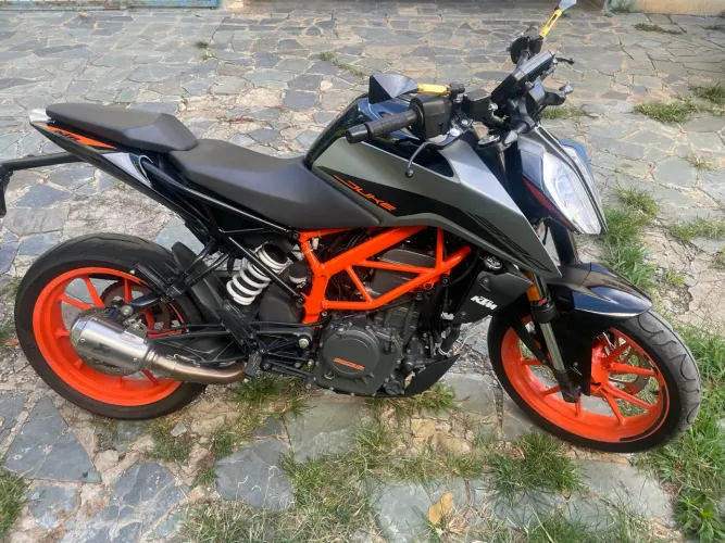 **KTM Duke 390 2022 Impecável - 26mil km - Particular - Oportunidade Única!**