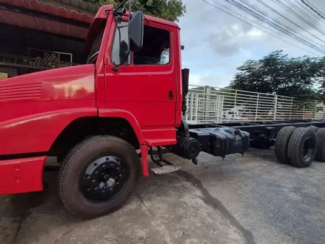 MB L-1620