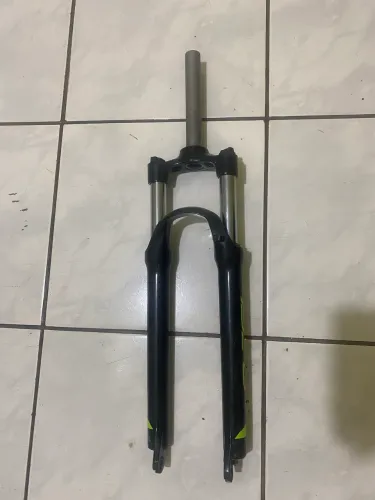 Suspensão OGGI para MTB aro 29 ? eixo 9mm