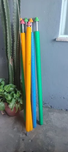 VENDO PULA PULA COM 2,40CM, COM 2 PROTETORES DE MOLAS, SENDO UM NOVO. COM TODOS OS ACE.