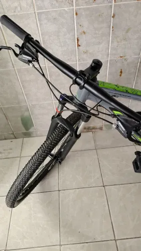 Bicicleta Oggi hacker sport c/nota