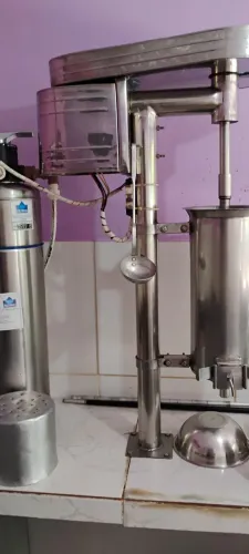 Máquina de bater açai