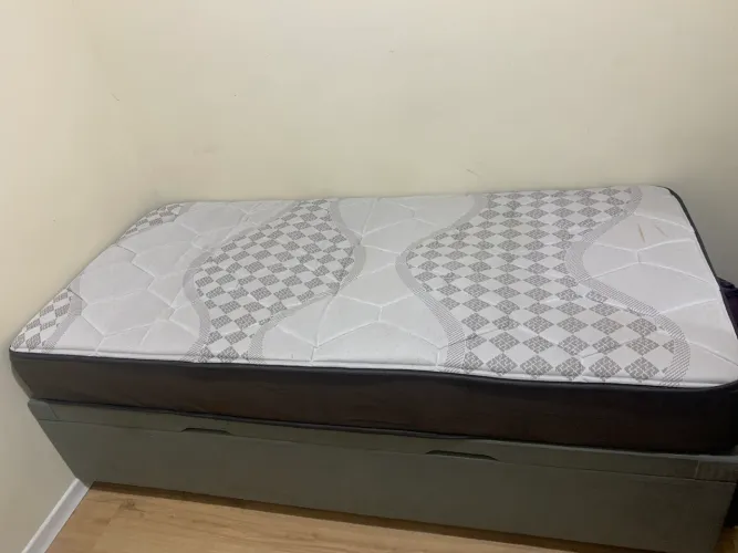 Cama solteiro baú seminova