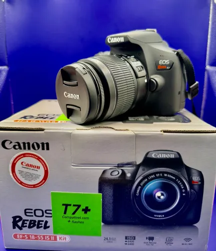 Canon EOS Rebel T7 + Lente 18-55mm IS II | Estado de Nova