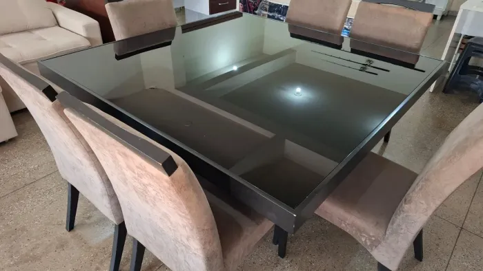 Mesa de jantar 6 cadeiras 