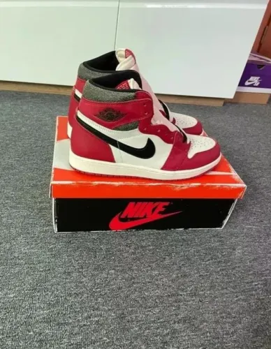 Jordan 1 high chicago Lost and found