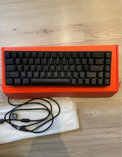 Teclado Magnético Raven 68