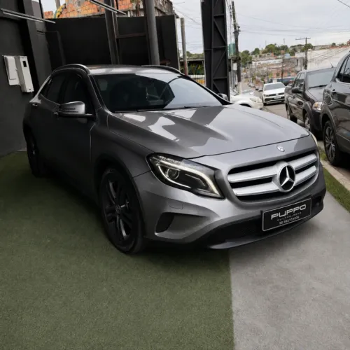 Mercedes-Benz GLA 200 Adv. 1.6/1.6 TB 16V Flex Aut. 2015