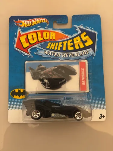 Trio de Hot Wheels Batmans Especiais