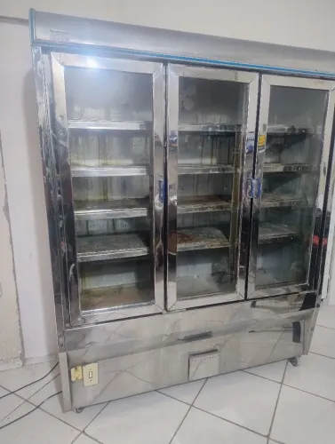 Freezer expositor pra vender logo