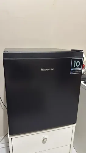Frigobar Hisense 44L Preto
