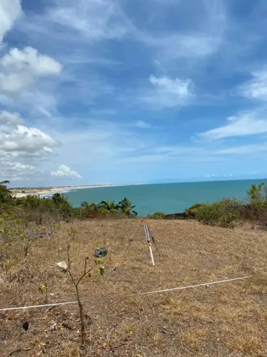 Lote Exclusivo com Vista Permanente para o Mar na Praia de Lagoinha