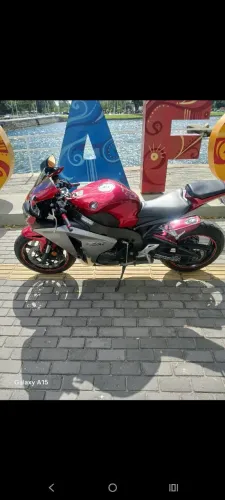 CBR 1000 Novíssima