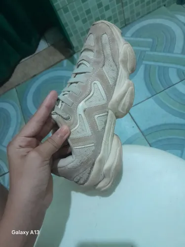 Tênis ? ele não está limpo