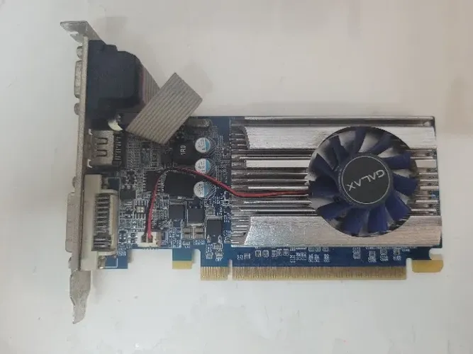 Placa de video GT 610 1GB DDR3