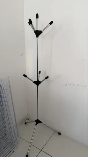 Vendo cabideiro