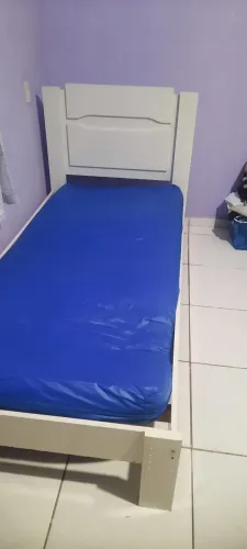 Cama de solteiro 