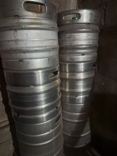 Vendo barril de chopp 50 e 30 litros