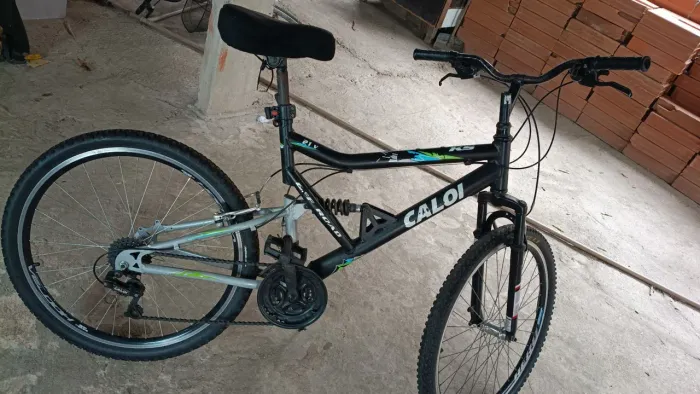 Bicicleta Caloi aro 26 off road