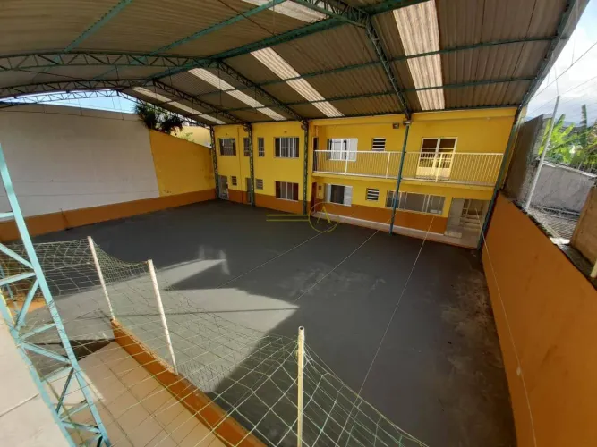 IMÓVEL COMERCIAL NO CENTRO DE PERUÍBE COM ÁREA DE 984m²- LADO LINHA