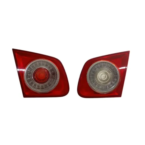 Par lanterna tampa traseira Volkswagen Jetta 2007 2008 2010