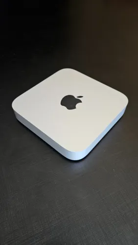 Mac Mini M2 - 256GB 8GB RAM - Praticamente novo