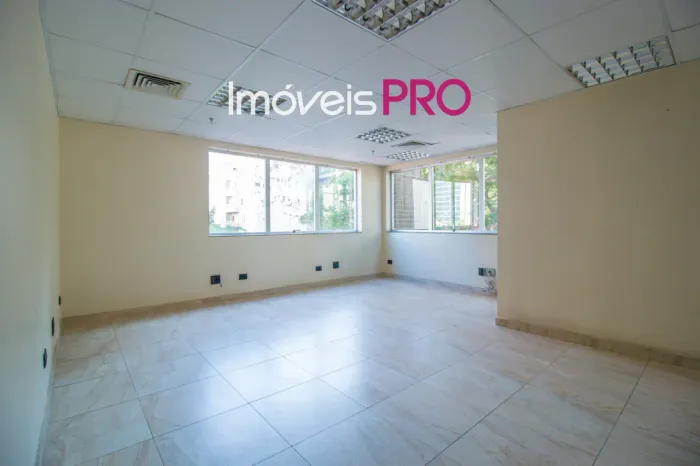 Conjunto Comercial 70m² e 2 vagas - Itaim