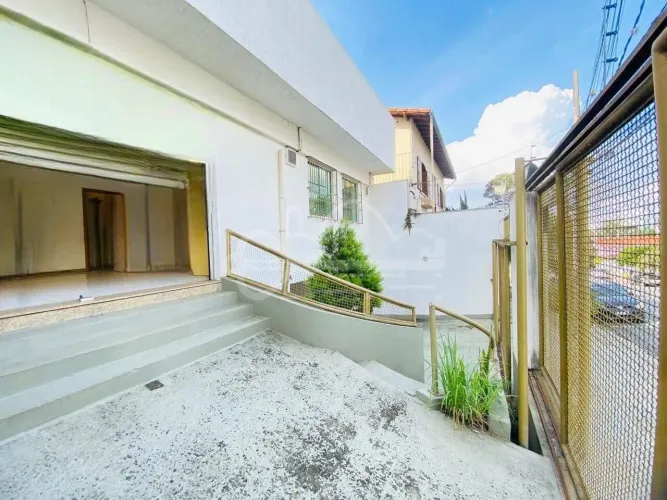 CASA COMERCIAL e RESIDENCIAL BAIRRO SÃO JOSÉ -R$ 2.149.000,00