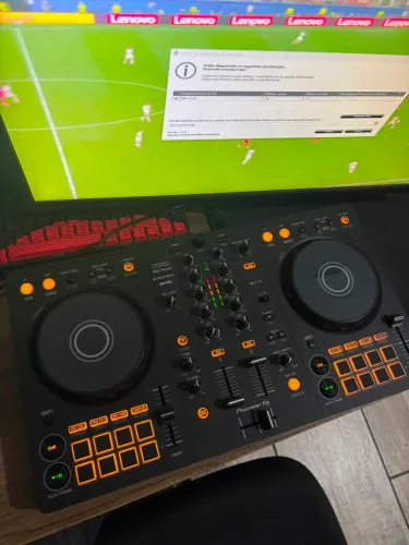 Controlador de DJ Pioneer DJ DDJ-FLX4
