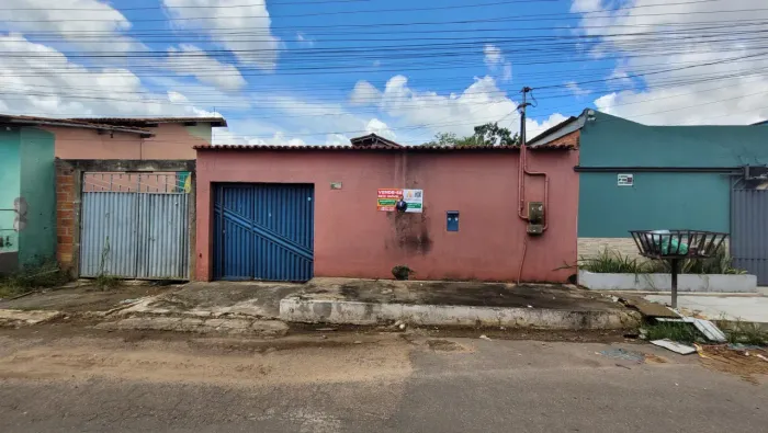 CASA NO BAIRRO CIDADE NOVA AV AMAZONAS, 241 (PRIMAVERA) POR APENAS 145 MIL COM 1/4