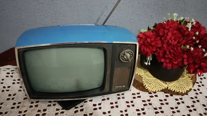 Antiga Tv Philco Ford Azul Retrô (SEM TESTE )