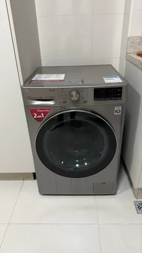 Lava e Seca LG ThinQ 13kg Inverter - lava e seca 2 em 1, ótimo estad
