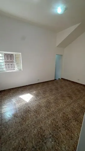 Casa para aluguel tem 140 metros quadrados com 2 quartos em Quarta Parada - São Paulo - Sã