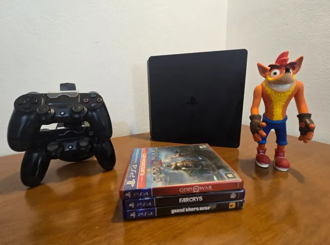PS4 - PlayStation