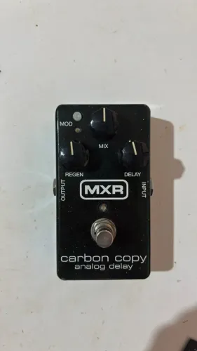 Pedal De Guitarra Elétrica MXR Carbon Copy Analog Delay M169 (Usado)