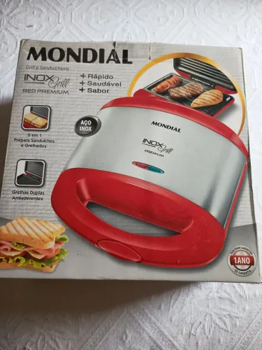 Grill e Sanduicheira Mondial vermelha e inox nova retirar no local.