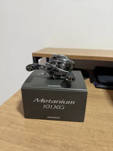 Carretilha Shimano METANIUM 101XG