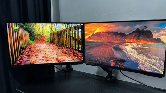 2 Monitores Samsung Odyssey 27? FHD 