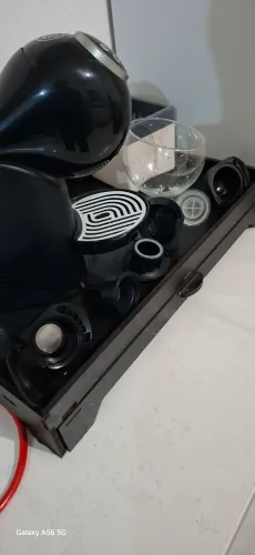 Cafeteira Dolce Gusto Genio S mais Itens e adaptadores