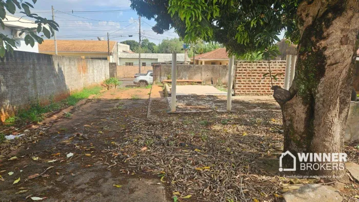 Terreno à venda, 606 m² por R$ 450.000,00 - Vila Santa Izabel - Maringá/PR