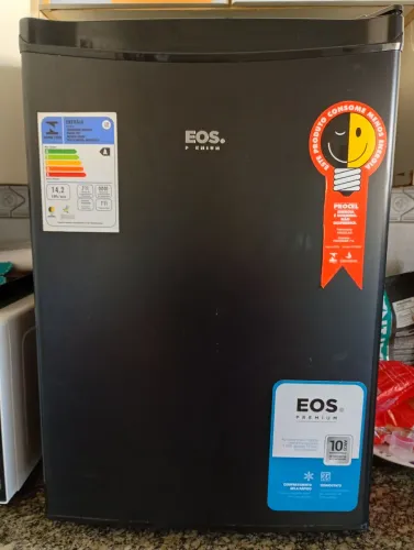 Vendo frigobar perfeito aceito cartão (juros por conta de quem comprar)