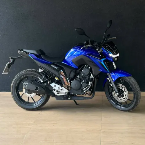 YAMAHA FAZER 250 2025
