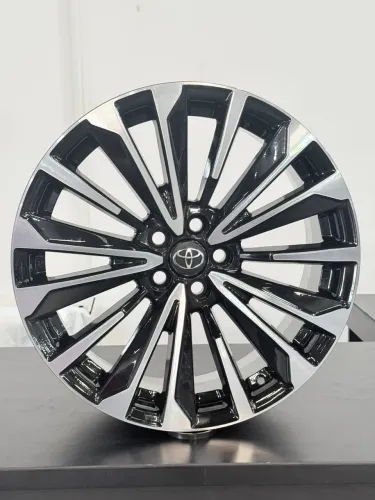 Rodas 18 Toyota Corolla Altis