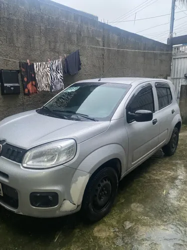 Fiat Uno Attractive 1.0 EVO Fire Flex 8V 5P 2016