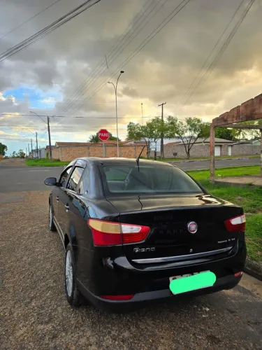 Fiat Grand Siena Essence 1.6 Flex 16V 2014