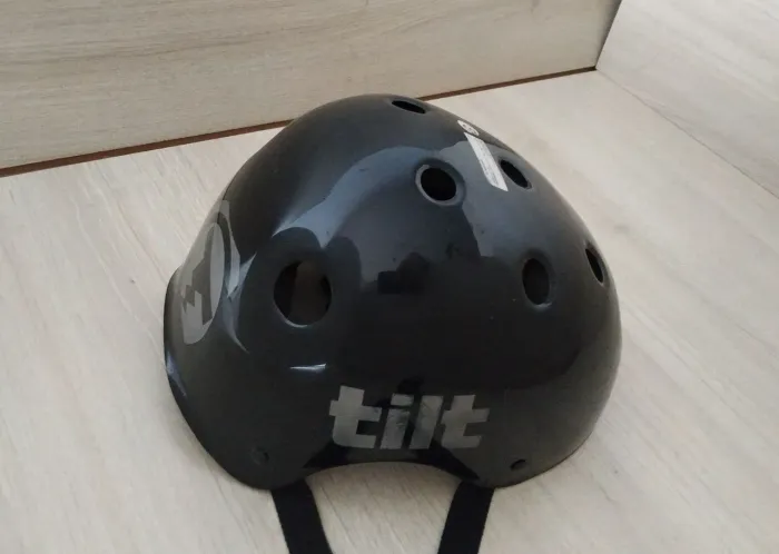 CAPACETE TILT SKATE PATINS BICICLETA