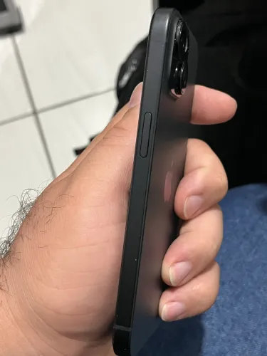 iPhone 15 128GB