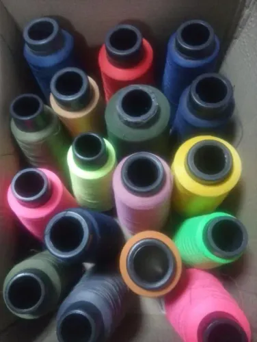 Lote de fios de overlock