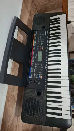 Teclado Yamaha