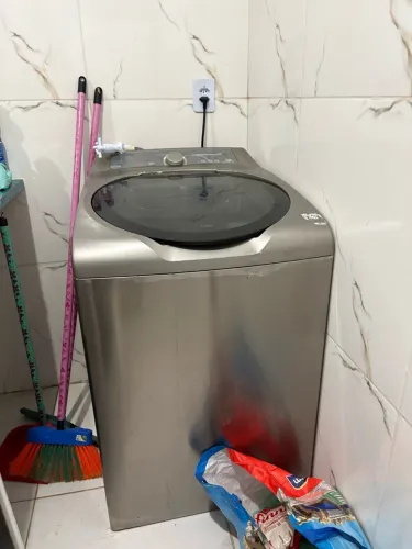 Vende-se esta máquina